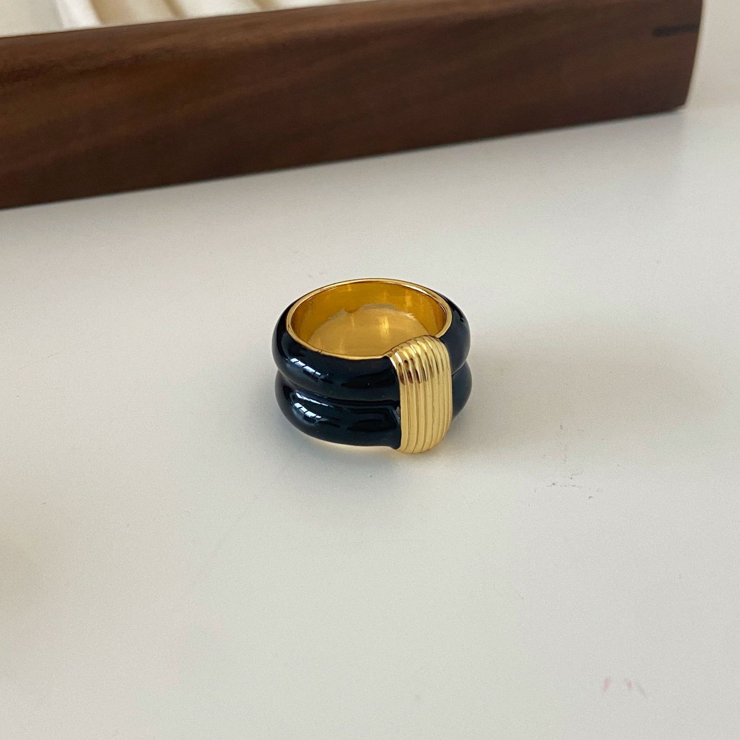 Katt Enamel Ring 18K Gold Plated