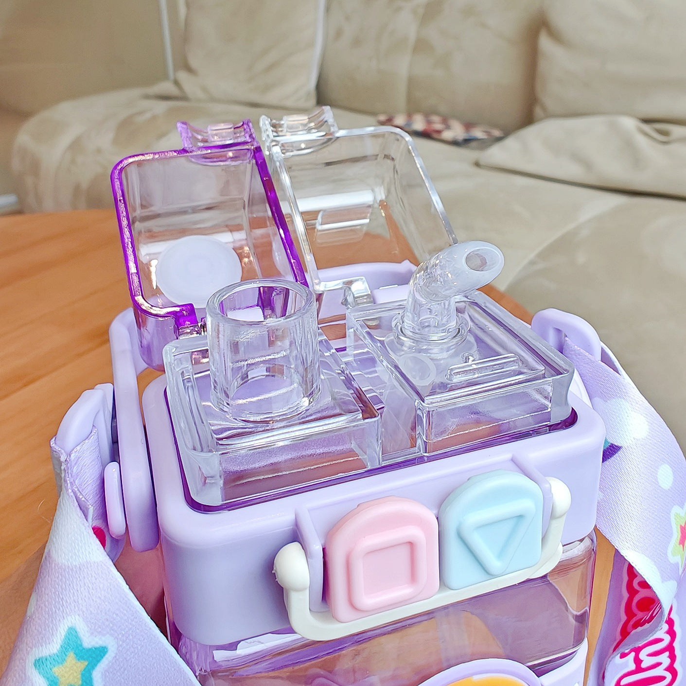 Kids Dual Straw Water Bottle with strap 520ml
