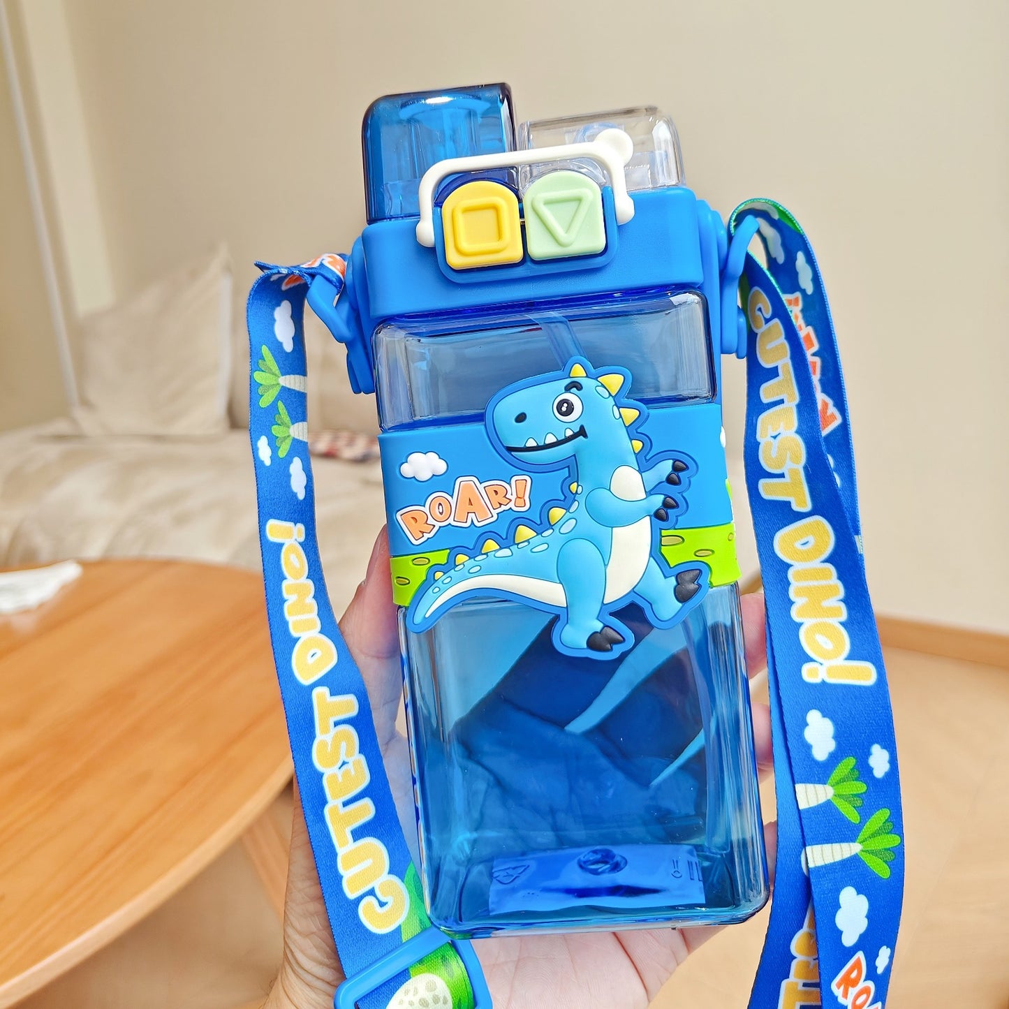Kids Dual Straw Water Bottle with strap 520ml
