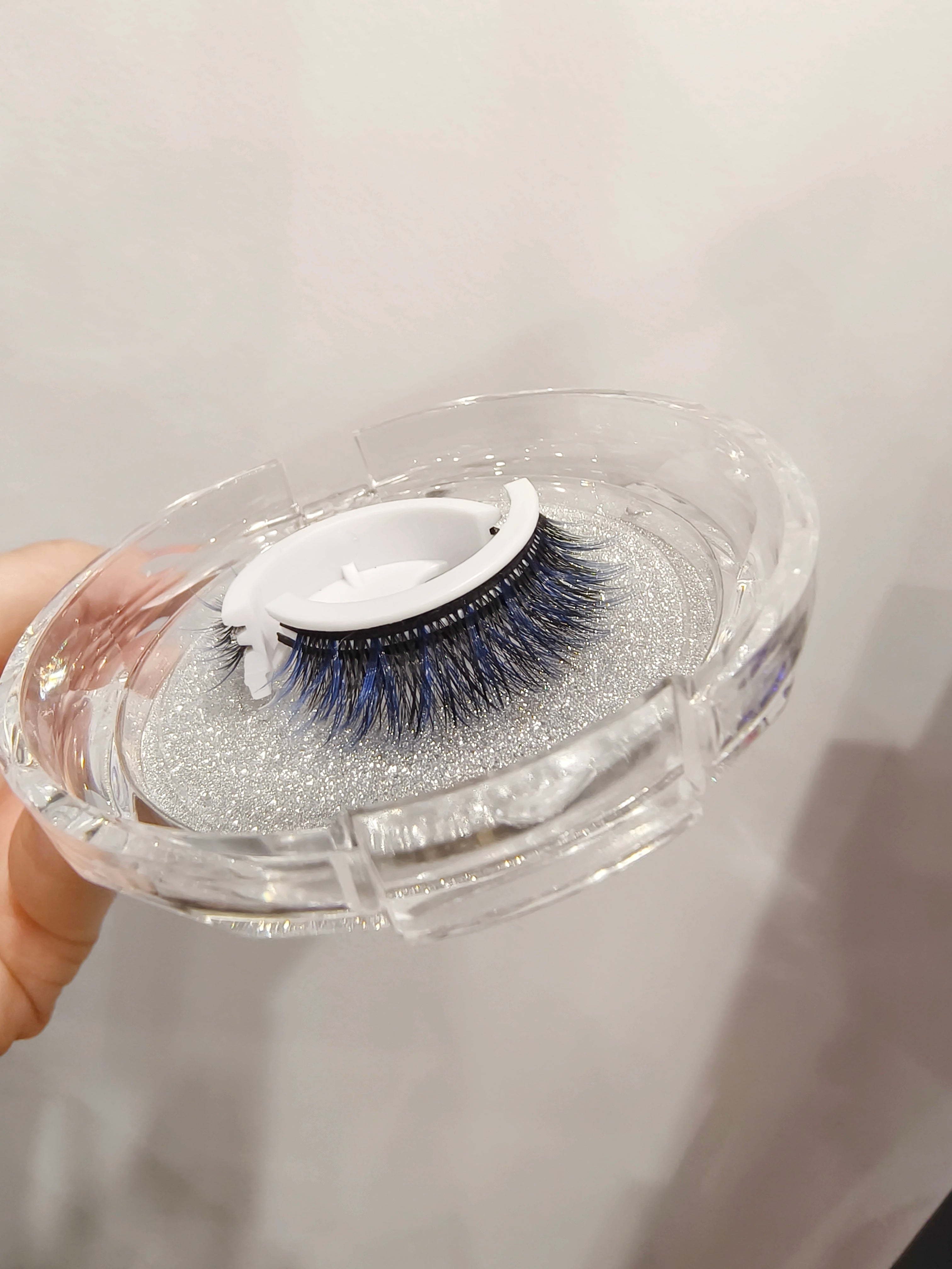 NEW! Self-adhesive Eyelashes 2 Pairs- No Glue! No Magnetic Liner! No Tools! NEW! Self-adhesive Eyelashes 2 Pairs- No Glue! No Magnetic Liner! No Tools!