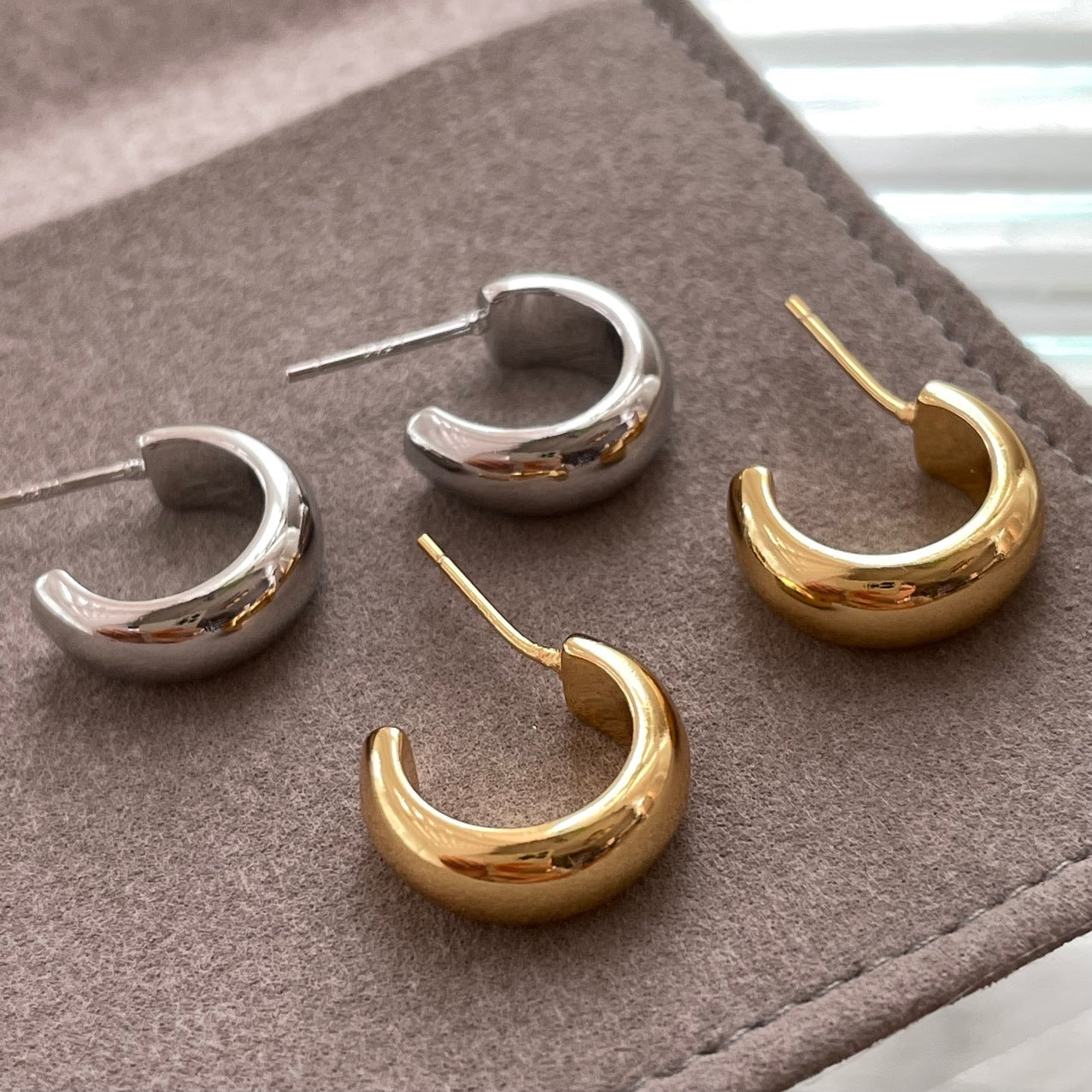 24k Gold Plated Classic Women's Small Hoops Earrings