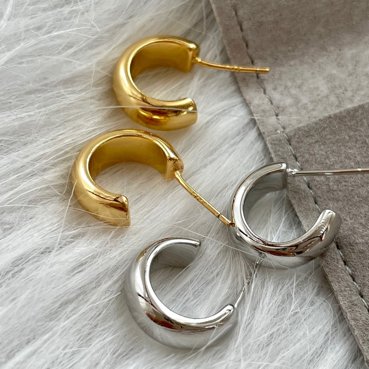 24k Gold Plated Classic Women's Small Hoops Earrings