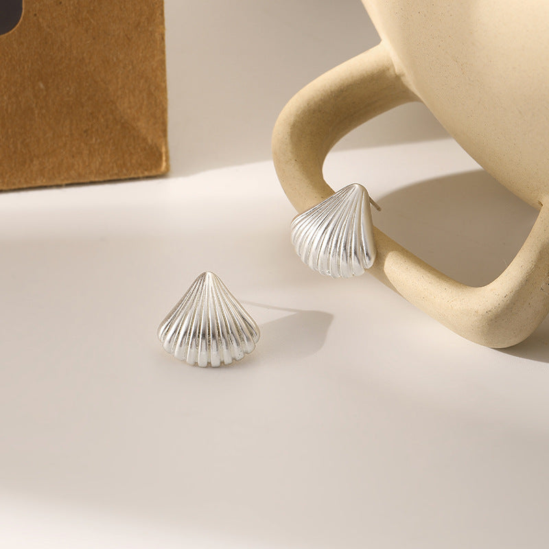 Shell Necklace/Earrings 18k Gold Plated