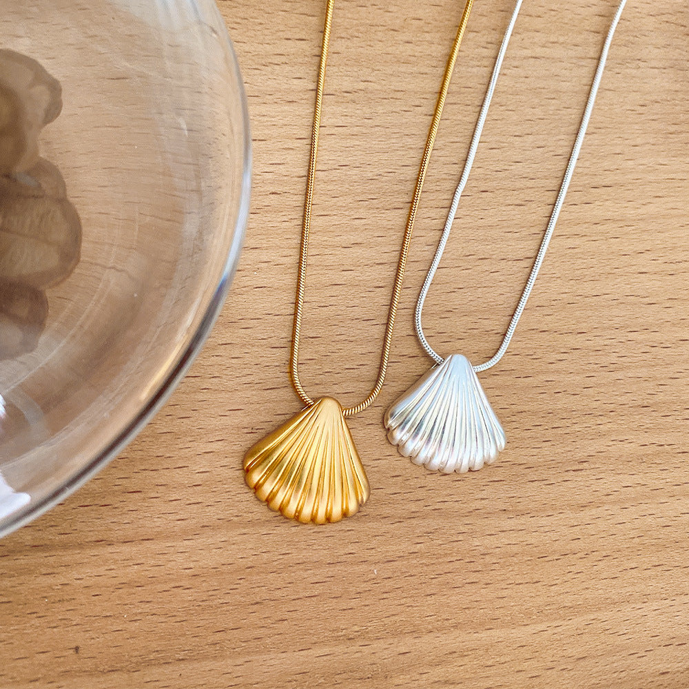 Shell Necklace/Earrings 18k Gold Plated