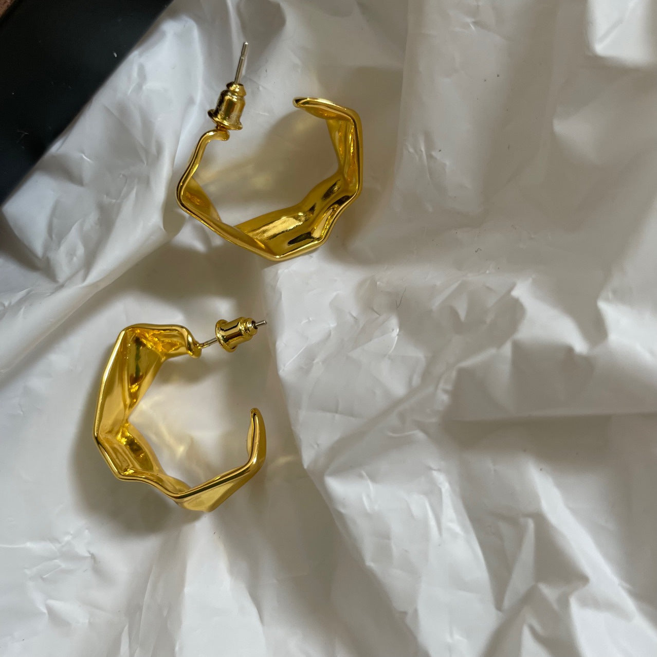 24k Gold Plated Flow Hoop Earrings
