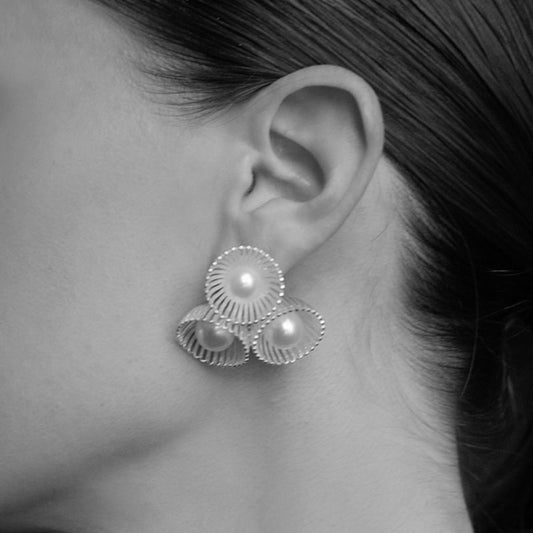 Elegant Floral Shaped Pearl Earrings